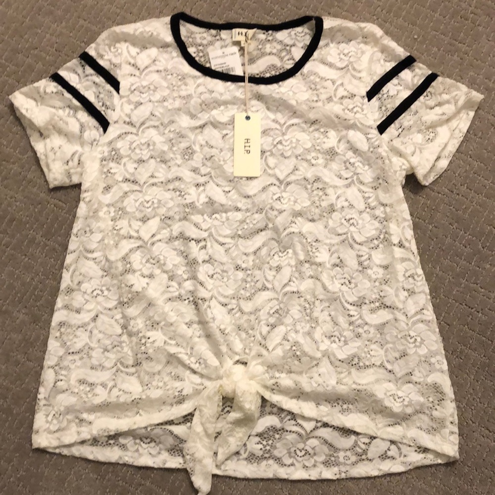Beautiful Lace top size 1X